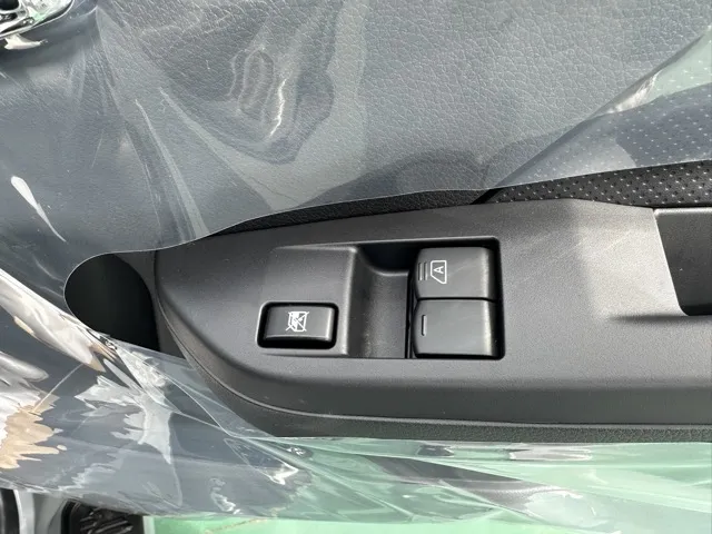 キャラバン(ニッサン)ディーゼル ロング オーテックラインプラス 寒冷地 4WD登録済未使用車 15