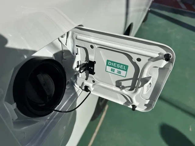 キャラバン(ニッサン)ディーゼル ロング オーテックラインプラス 左PSD 寒冷地 4WD登録済未使用車 16