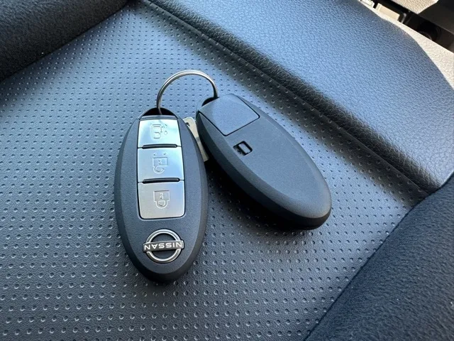 キャラバン(ニッサン)ディーゼル ロング オーテックラインプラス 左PSD 寒冷地 4WD登録済未使用車 19