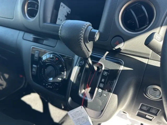 キャラバン(ニッサン)ディーゼル ロング オーテックラインプラス 左PSD 寒冷地 4WD登録済未使用車 20