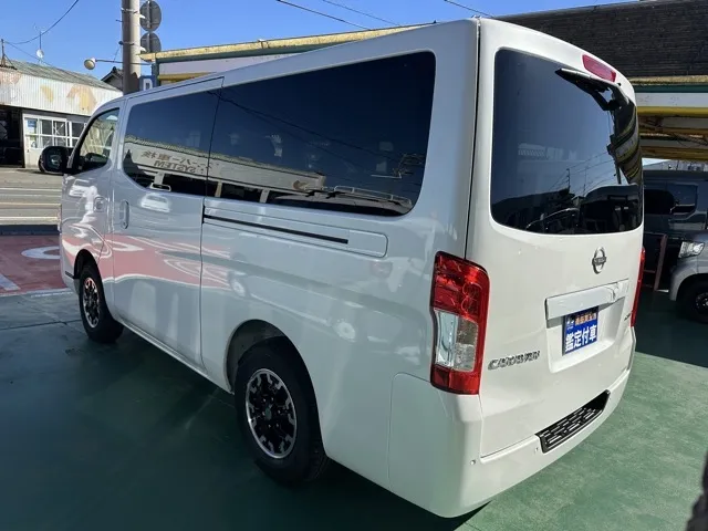 キャラバン(ニッサン)ディーゼル ロング オーテックラインプラス 左PSD 寒冷地 4WD登録済未使用車 2