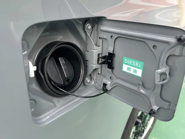 キャラバン(ニッサン)ディーゼル ロング オーテックラインプラス 左PSD 寒冷地 4WD登録済未使用車 12