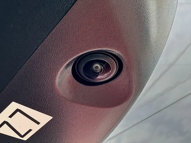 キャラバン(ニッサン)ディーゼル ロング オーテックラインプラス 左PSD 寒冷地 4WD登録済未使用車 15