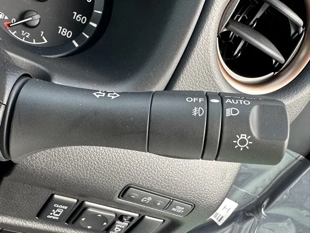 キャラバン(ニッサン)ディーゼル ロング オーテックラインプラス 左PSD 寒冷地 4WD登録済未使用車 22