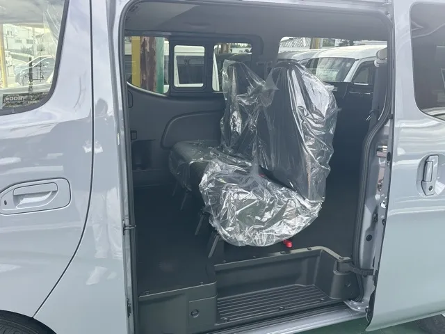 キャラバン(ニッサン)ディーゼル ロング オーテックラインプラス 左PSD 寒冷地 4WD登録済未使用車 4