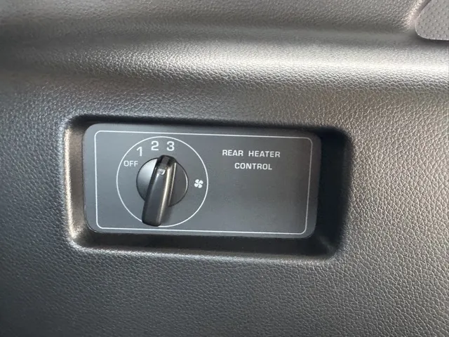 キャラバン(ニッサン)ディーゼル ロング オーテックラインプラス 左PSD 寒冷地 4WD登録済未使用車 11