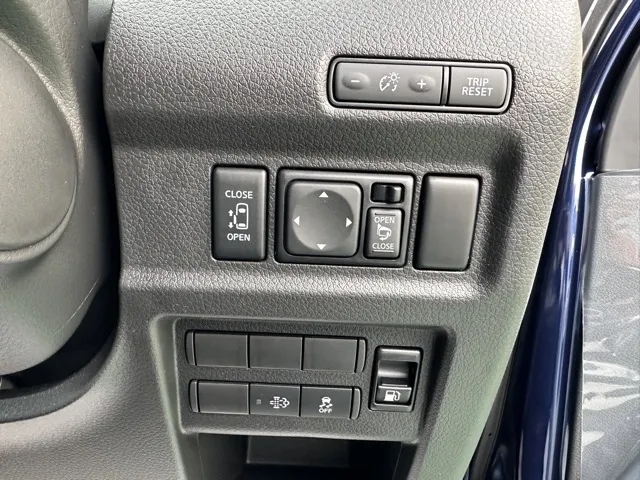 キャラバン(ニッサン)ディーゼル ロング オーテックラインプラス 左PSD 寒冷地 4WD登録済未使用車 16