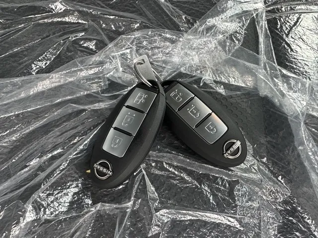 キャラバン(ニッサン)ディーゼル ロング オーテックラインプラス 左PSD 寒冷地 4WD登録済未使用車 17