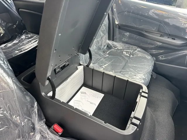 キャラバン(ニッサン)ディーゼル ロング オーテックラインプラス 左PSD 寒冷地 4WD登録済未使用車 18