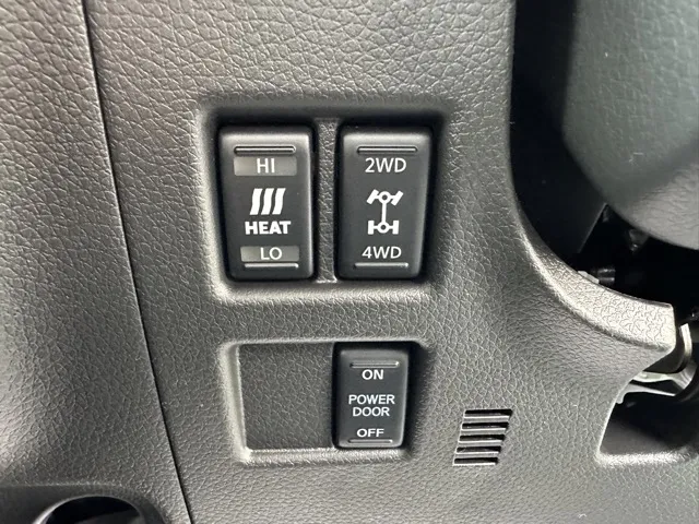 キャラバン(ニッサン)ディーゼル ロング オーテックラインプラス 左PSD 寒冷地 4WD登録済未使用車 19