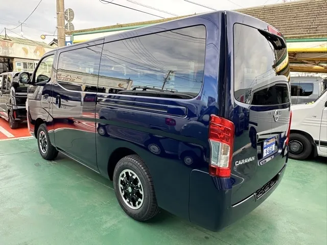 キャラバン(ニッサン)ディーゼル ロング オーテックラインプラス 左PSD 寒冷地 4WD登録済未使用車 2