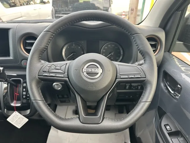 キャラバン(ニッサン)ディーゼル ロング オーテックラインプラス 左PSD 寒冷地 4WD登録済未使用車 8