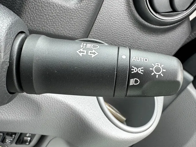 バネット(ニッサン)DX 2人乗登録済未使用車 17