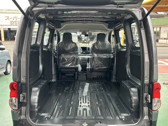 バネット(ニッサン)DX 2人乗登録済未使用車 8