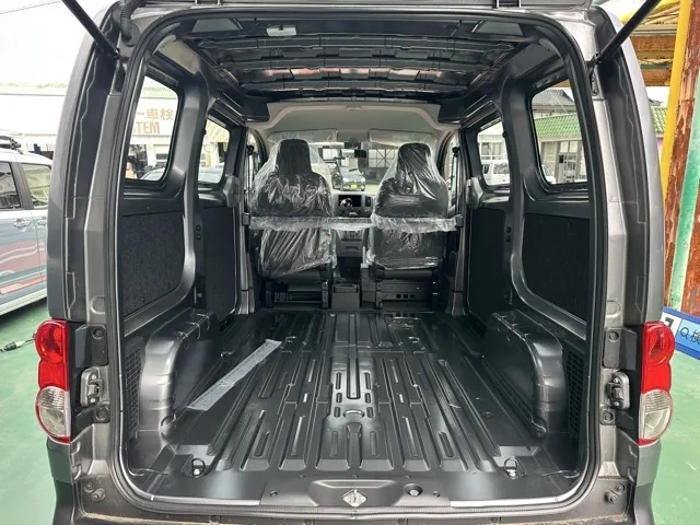 バネット(ニッサン)DX 2人乗登録済未使用車 8