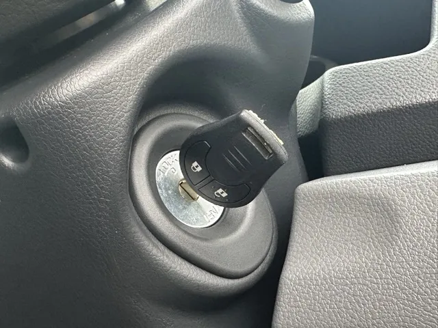 バネット(ニッサン)DX 2人乗レンタ登録済未使用車 15