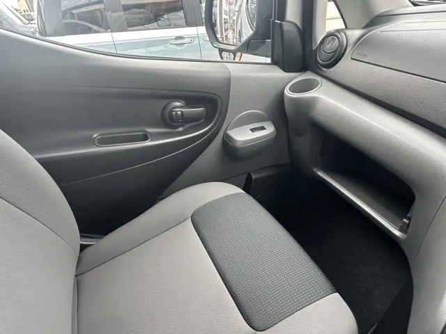 バネット(ニッサン)DX 2人乗レンタ登録済未使用車 21