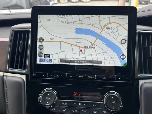 デリカD:5(三菱)Ｐ 8人 ナビ取付PKGⅡ オートステップ付レンタＵＰ 18