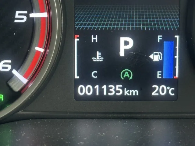 デリカD:5(三菱)Ｐ 8人 ナビ取付PKGⅡ オートステップ付レンタＵＰ 25