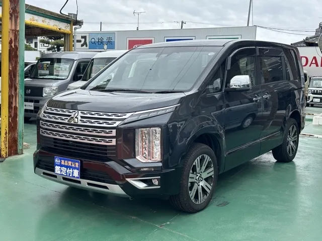 デリカD:5(三菱)Ｐ 8人 ナビ取付PKGⅡ オートステップ付レンタＵＰ 1