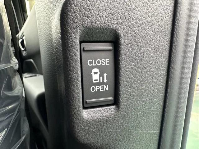 ステップワゴン(ホンダ)スパーダ 7人登録済未使用車 9