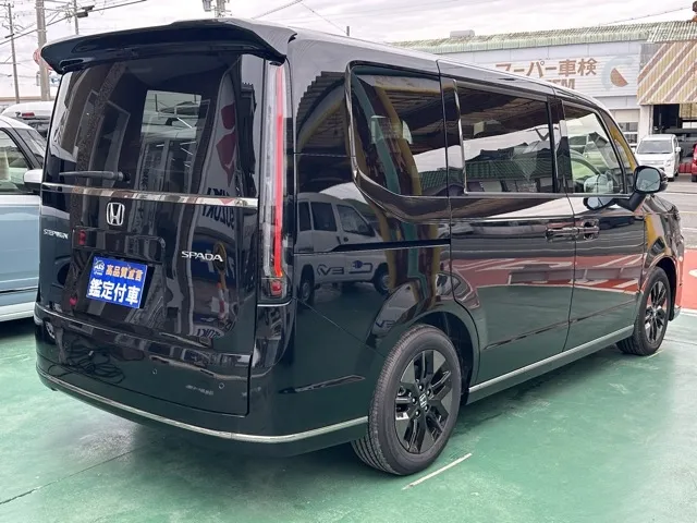ステップワゴン(ホンダ)スパーダ 7人登録済未使用車 16