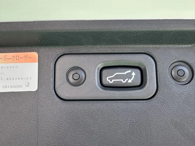 デリカD:5(三菱)Ｐ 7人 オートステップ付レンタ登録済未使用車 9