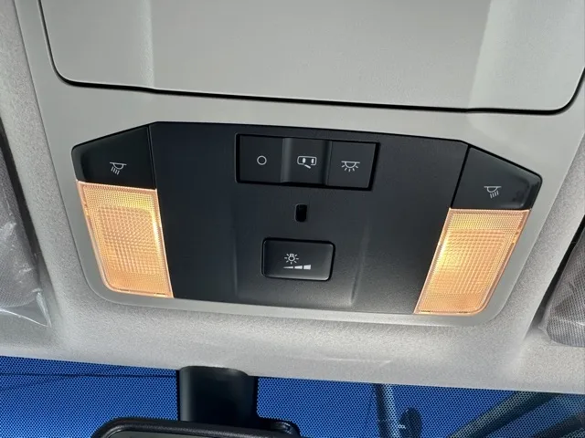 デリカD:5(三菱)Ｐ 7人 オートステップ付レンタ登録済未使用車 27