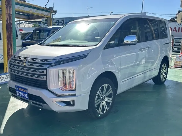 デリカD:5(三菱)Ｐ 7人 オートステップ付レンタ登録済未使用車 1