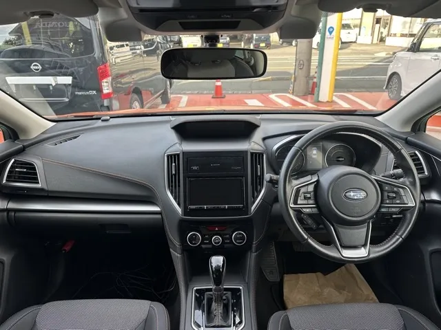XV(スバル)2.0e-L アイサイト登録済未使用車 10