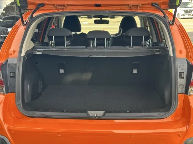 XV(スバル)2.0e-L アイサイト登録済未使用車 6