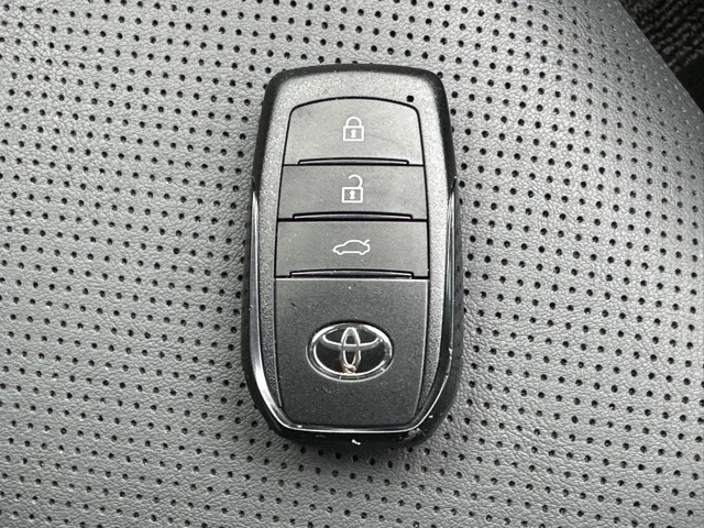 クラウン(トヨタ)G アドバンスド・レザーパッケージ中古車 28