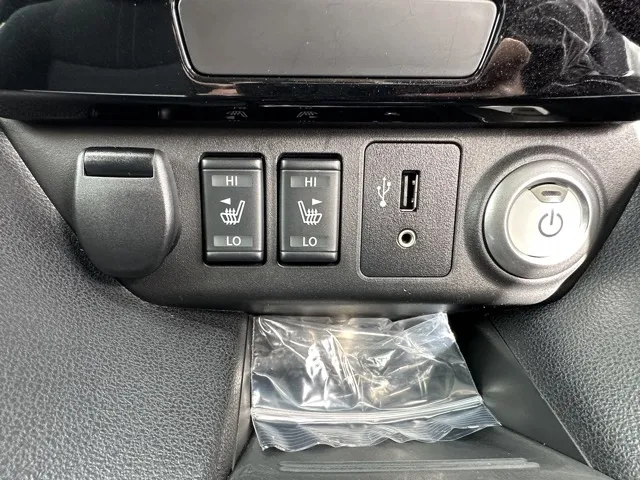 リーフ(ニッサン)Ｘ中古車 14