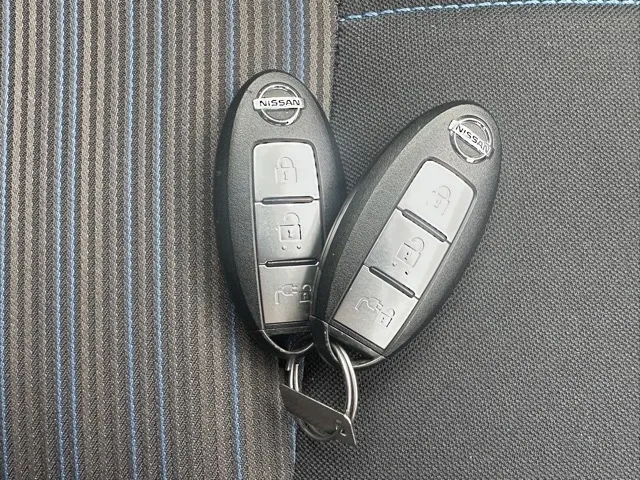 リーフ(ニッサン)Ｘ中古車 25