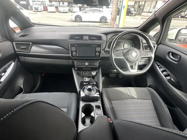 リーフ(ニッサン)Ｘ中古車 5