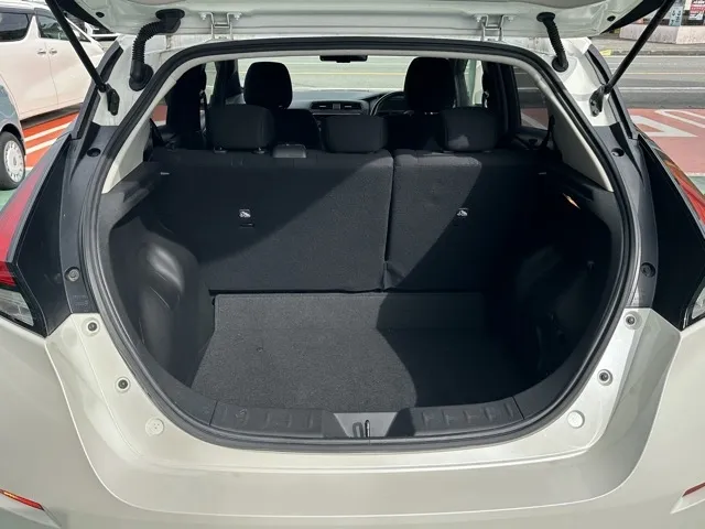 リーフ(ニッサン)Ｘ中古車 7