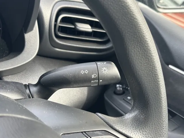 ヤリス(トヨタ)X中古車 15