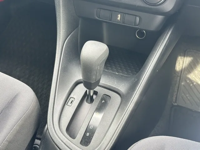 ヤリス(トヨタ)X中古車 19