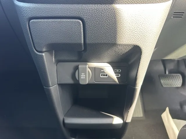 ステップワゴン(ホンダ)スパーダ 7人登録済未使用車 22