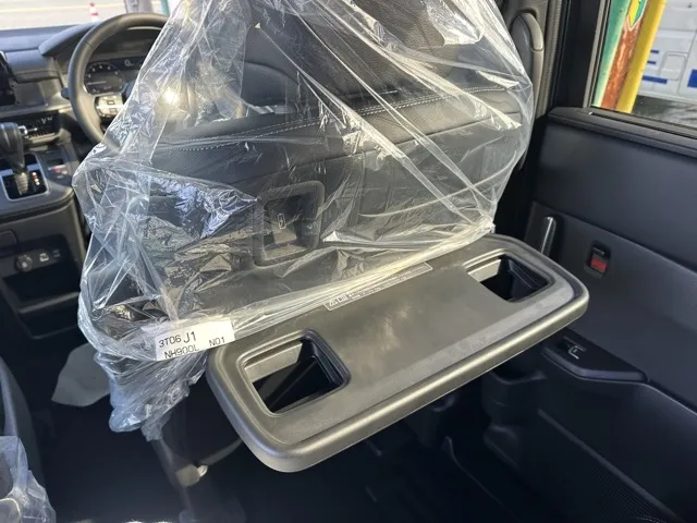 ステップワゴン(ホンダ)スパーダ 7人登録済未使用車 9