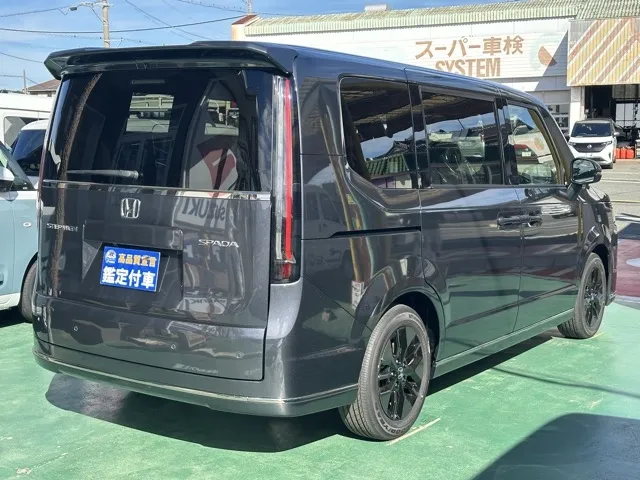 ステップワゴン(ホンダ)スパーダ 7人登録済未使用車 15