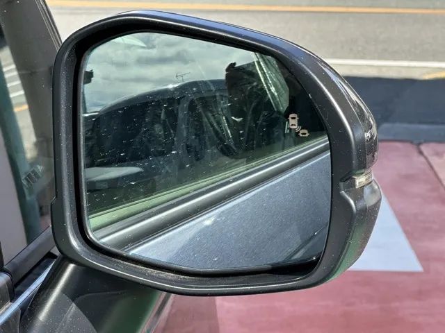 ステップワゴン(ホンダ)スパーダ 7人登録済未使用車 17