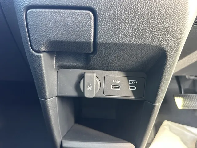 ステップワゴン(ホンダ)スパーダ 7人登録済未使用車 22