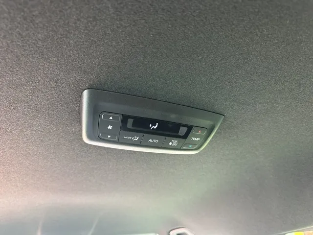 ステップワゴン(ホンダ)スパーダ 7人登録済未使用車 10