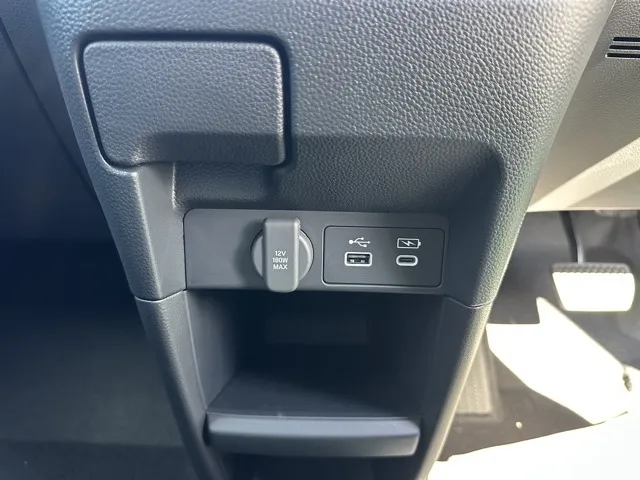 ステップワゴン(ホンダ)スパーダ 7人登録済未使用車 22