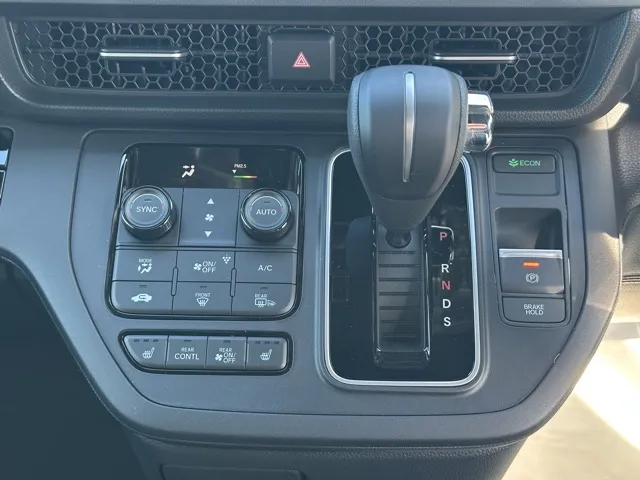 ステップワゴン(ホンダ)スパーダ プレミアムライン 7人登録済未使用車 19