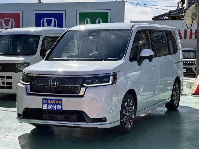 ステップワゴン(ホンダ)スパーダ プレミアムライン 7人登録済未使用車 1