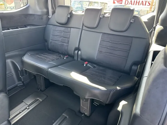 ステップワゴン(ホンダ)スパーダ プレミアムライン 7人登録済未使用車 5