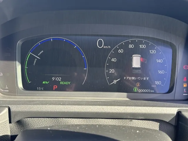 ステップワゴン(ホンダ)e・HEVスパーダ 7人登録済未使用車 26