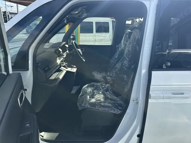 ステップワゴン(ホンダ)e・HEVスパーダ 7人登録済未使用車 3